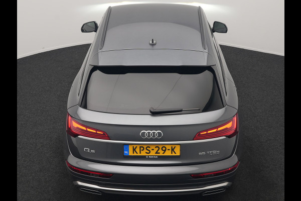 Audi Q5 55 TFSI e S Line PHEV 367pk Dealer O.H. | Trekhaak Af Fabriek | 360 Camera | Alcantara Sportstoelen Verwarmd | Cruise Control | Keyless | Sfeerverlichting | Virtual | Navigatie | DAB | 20"L.M | Plug In Hybrid |