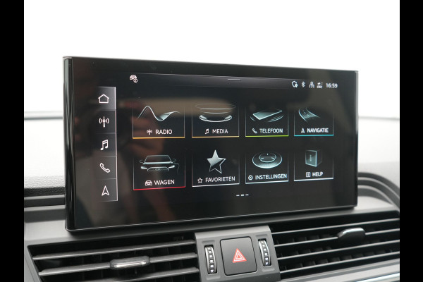 Audi Q5 55 TFSI e S Line PHEV 367pk Dealer O.H. | Trekhaak Af Fabriek | 360 Camera | Alcantara Sportstoelen Verwarmd | Cruise Control | Keyless | Sfeerverlichting | Virtual | Navigatie | DAB | 20"L.M | Plug In Hybrid |