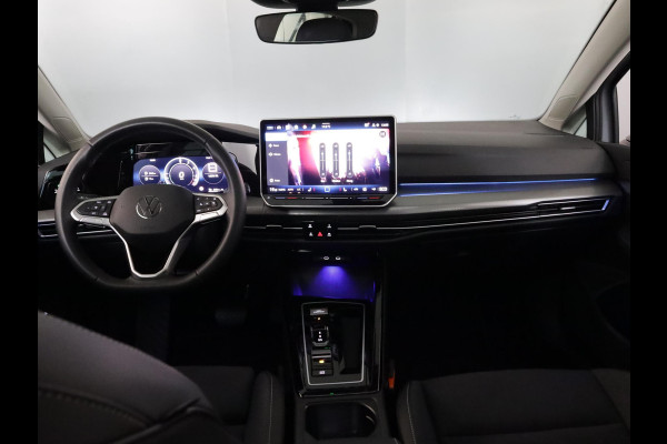 Volkswagen Golf 1.5 eHybrid Style Edition Navi| Pano.dak| el. trekhaak | Camera