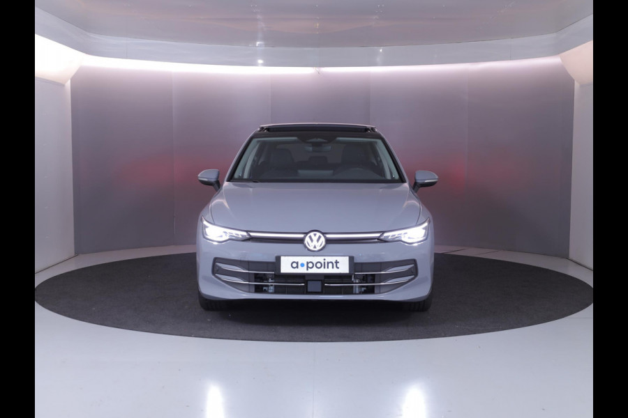Volkswagen Golf 1.5 eHybrid Style Edition Navi| Pano.dak| el. trekhaak | Camera