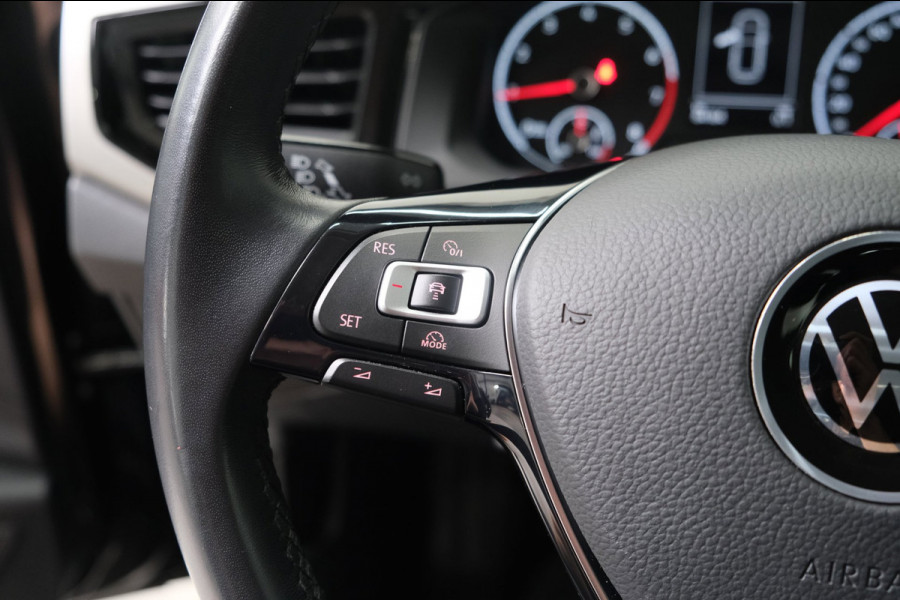 Volkswagen Polo 1.0 TSI R-Line Edition Automaat - N.A.P. Airco, Cruise, PDC, Camera, Carplay.