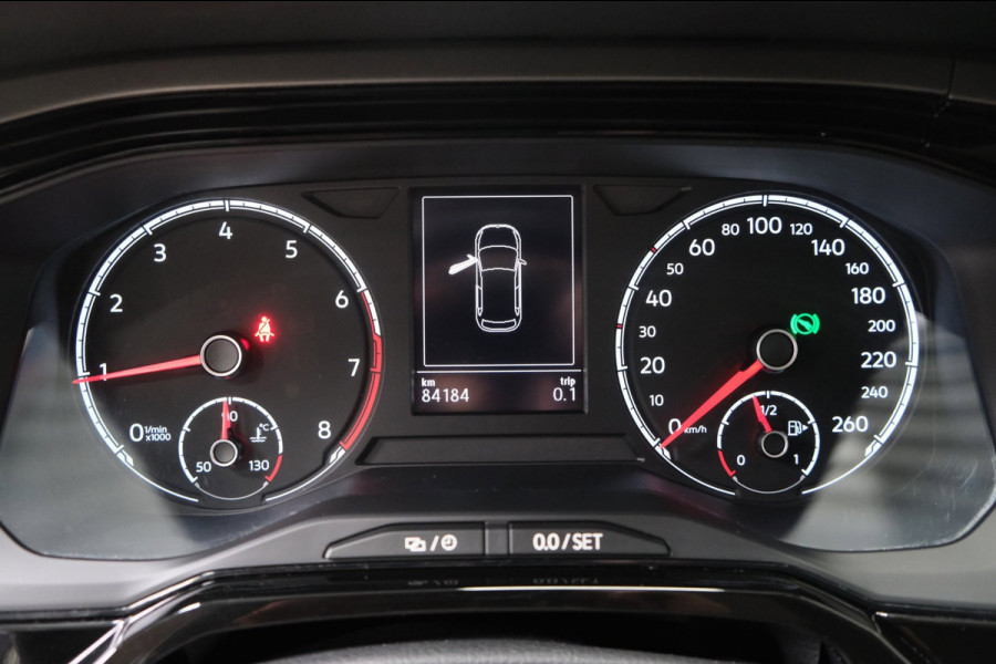 Volkswagen Polo 1.0 TSI R-Line Edition Automaat - N.A.P. Airco, Cruise, PDC, Camera, Carplay.