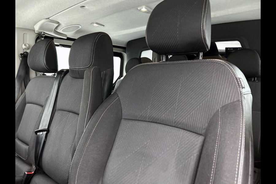Renault Trafic 2.0 Blue dC1 150PK L2H1 Dubbele Cabine Automaat Navigatie Airco Lichtmetalen velgen Betimmering Trekhaak Camera Parkeersensoren