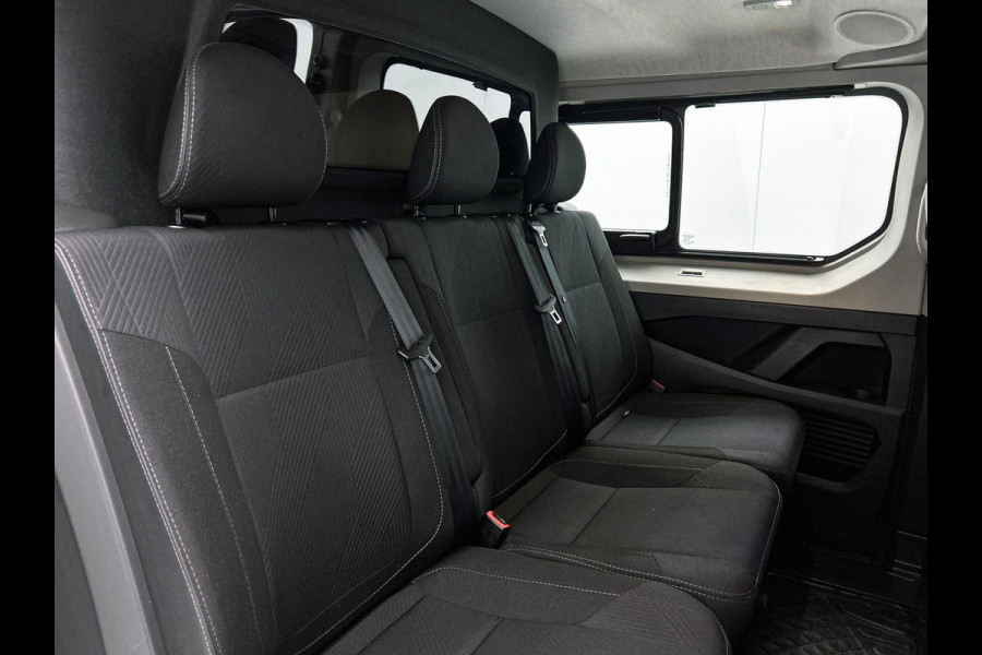 Renault Trafic 2.0 Blue dC1 150PK L2H1 Dubbele Cabine Automaat Navigatie Airco Lichtmetalen velgen Betimmering Trekhaak Camera Parkeersensoren