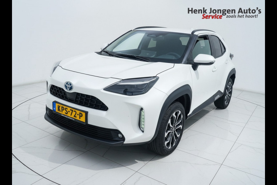 Toyota Yaris Cross 1.5 Hybrid 115 First Edition uit 2025 Rijklaar + Fabrieksgarantie Henk Jongen Auto's in Helmond,  al 50 jaar service zoals 't hoort!