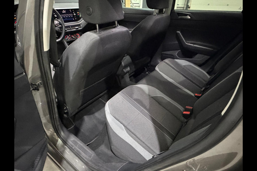 Volkswagen Polo 1.0 TSI Highline DSG / Pano / PDC / Carplay / Stoelverwarming