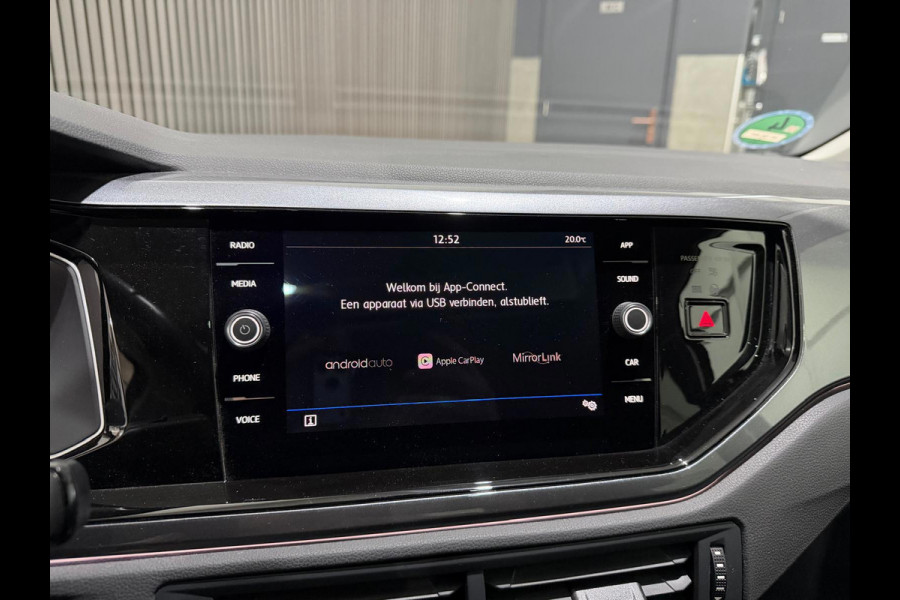 Volkswagen Polo 1.0 TSI Highline DSG / Pano / PDC / Carplay / Stoelverwarming