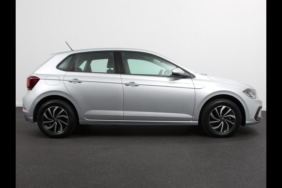 Volkswagen Polo 1.0 TSI Life Edition DSG Navigatie Apple Carplay/Android Auto Climate Control Parkeer sensoren Dab Lichtmetalen velgen