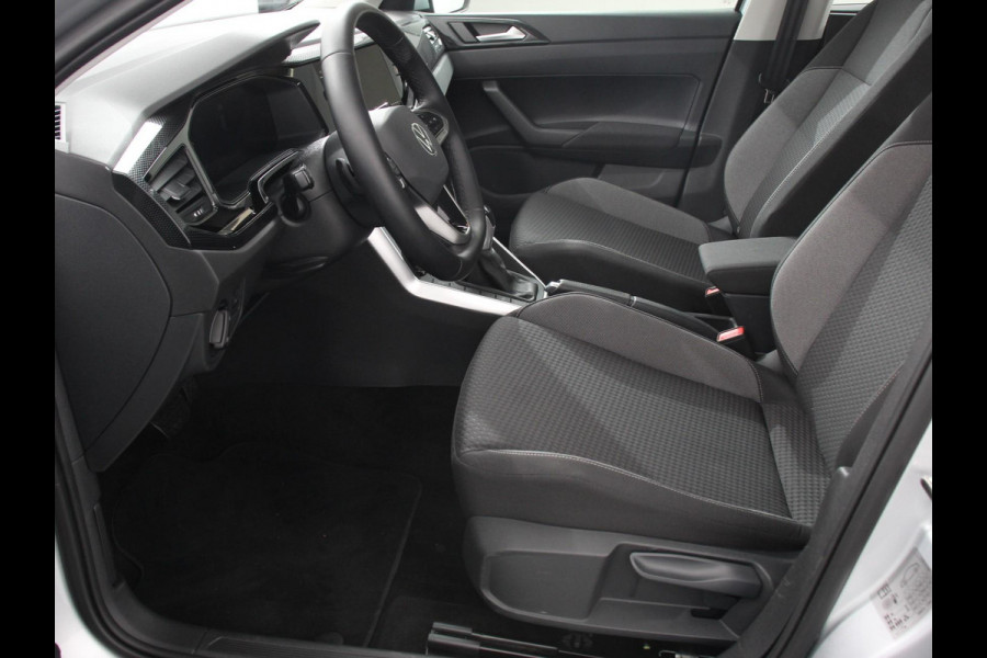 Volkswagen Polo 1.0 TSI Life Edition DSG Navigatie Apple Carplay/Android Auto Climate Control Parkeer sensoren Dab Lichtmetalen velgen