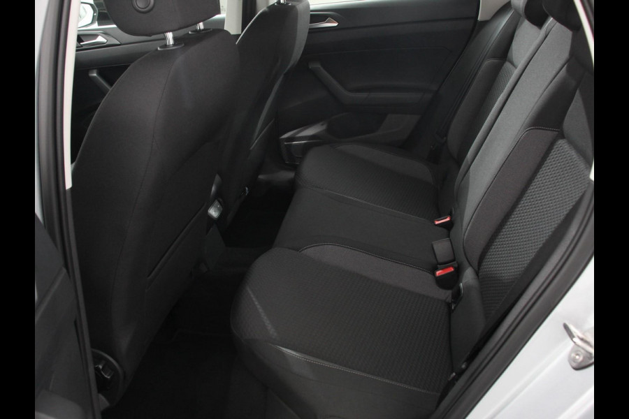 Volkswagen Polo 1.0 TSI Life Edition DSG Navigatie Apple Carplay/Android Auto Climate Control Parkeer sensoren Dab Lichtmetalen velgen