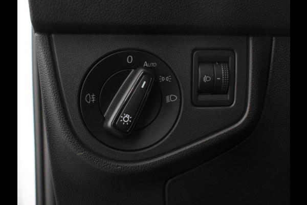 Volkswagen Polo 1.0 TSI Life Edition DSG Navigatie Apple Carplay/Android Auto Climate Control Parkeer sensoren Dab Lichtmetalen velgen