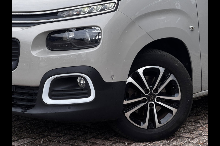 Citroën Berlingo 1.2 PureTech Shine | Panoramadak | Distributieriem vervangen | Camera | Navi by App | HUD | Climate Control