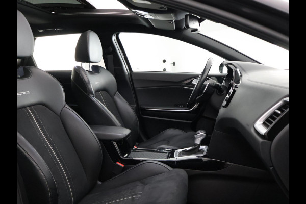 Kia Ceed Sportswagon 1.5 T-GDi GT-LINE AUTOMAAT GARANTIE TOT 7-2031* SCHUIF/KANTELDAK! STUUR/STOELVERWARMING. TOPKWALITEIT