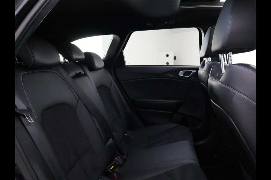 Kia Ceed Sportswagon 1.5 T-GDi GT-LINE AUTOMAAT GARANTIE TOT 7-2031* SCHUIF/KANTELDAK! STUUR/STOELVERWARMING. TOPKWALITEIT