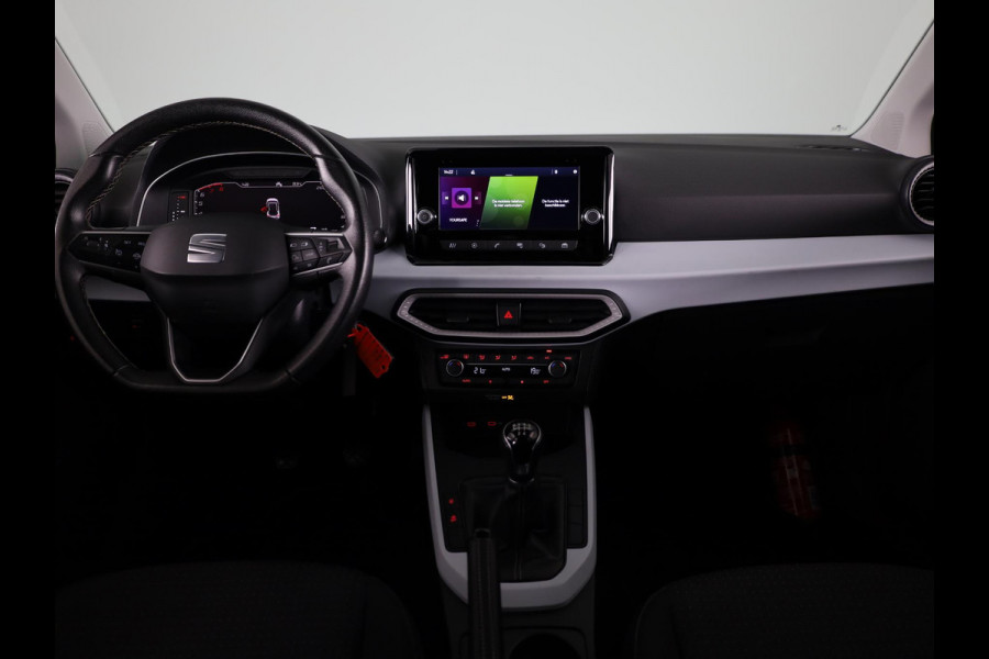 Seat Arona 1.0 TSI Style 95 pk | Navigatie via App | Parkeersensoren achter | Cruise control | LED koplampen | Autom. airco | Apple Carplay/Android Auto |