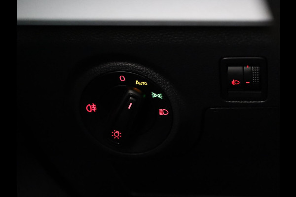 Seat Arona 1.0 TSI Style 95 pk | Navigatie via App | Parkeersensoren achter | Cruise control | LED koplampen | Autom. airco | Apple Carplay/Android Auto |