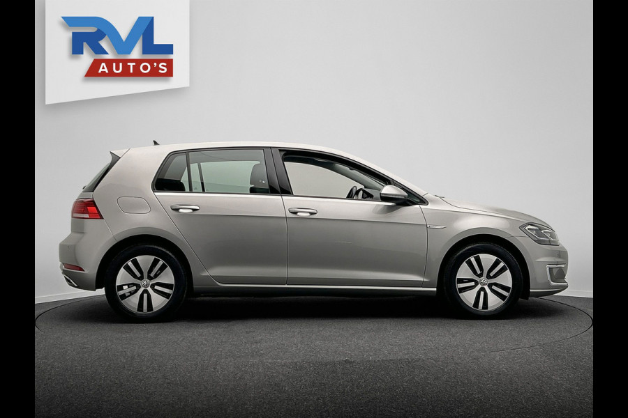 Volkswagen e-Golf E-Golf | Origineel NL | Dealeronderhouden | Climate/Control | Carplay | PDC | Adaptieve Cruise/Control |