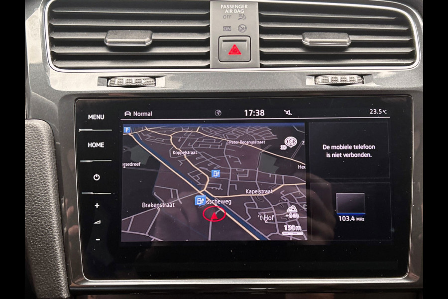 Volkswagen e-Golf E-Golf | Origineel NL | Dealeronderhouden | Climate/Control | Carplay | PDC | Adaptieve Cruise/Control |