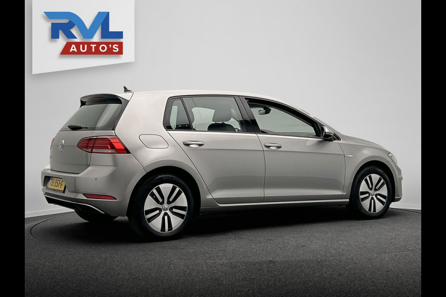Volkswagen e-Golf E-Golf | Origineel NL | Dealeronderhouden | Climate/Control | Carplay | PDC | Adaptieve Cruise/Control |