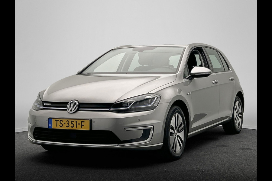 Volkswagen e-Golf E-Golf | Origineel NL | Dealeronderhouden | Climate/Control | Carplay | PDC | Adaptieve Cruise/Control |