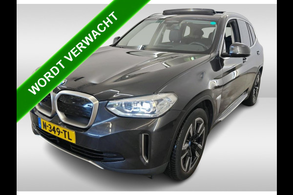 BMW iX3 Executive 80 kWh-SOH 97.46% / Panoramadak / Trekhaak / Leder / Stoelverwarming / Pdc.+Camera / Navigatie / Apk 06-2027