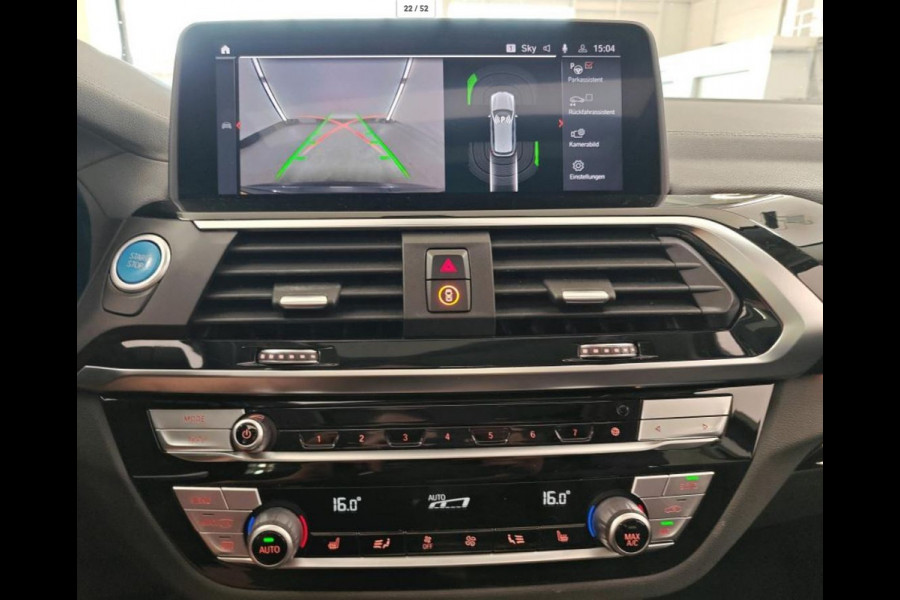BMW iX3 Executive 80 kWh-SOH 97.46% / Panoramadak / Trekhaak / Leder / Stoelverwarming / Pdc.+Camera / Navigatie / Apk 06-2027