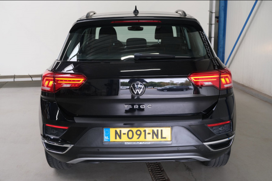 Volkswagen T-Roc 1.0 TSI Style - N.A.P. Airco, Cruise, PDC.