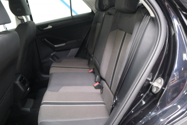 Volkswagen T-Roc 1.0 TSI Style - N.A.P. Airco, Cruise, PDC.