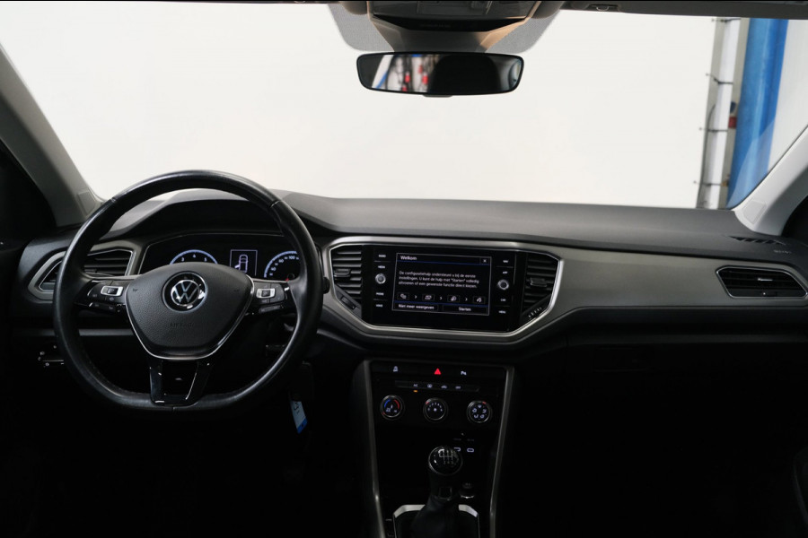 Volkswagen T-Roc 1.0 TSI Style - N.A.P. Airco, Cruise, PDC.