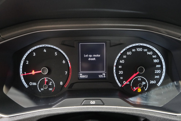 Volkswagen T-Roc 1.0 TSI Style - N.A.P. Airco, Cruise, PDC.