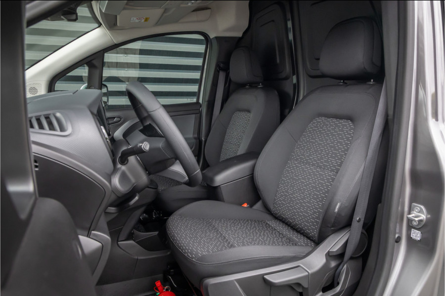 Mercedes-Benz eCitan L2 Pro 51 kWh Gloss Black