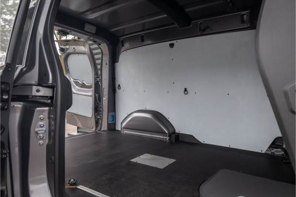Mercedes-Benz eCitan L2 Pro 51 kWh Gloss Black