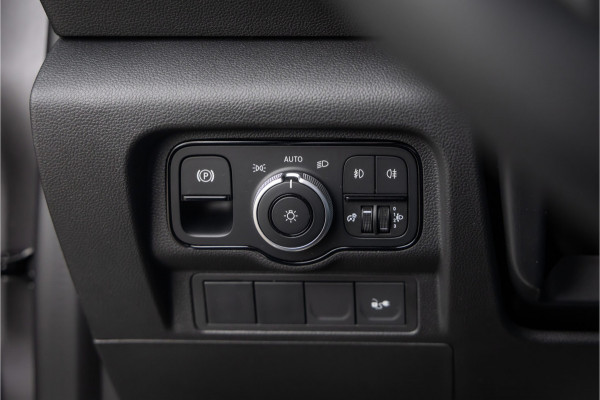Mercedes-Benz eCitan L2 Pro 51 kWh Gloss Black