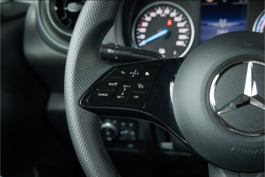 Mercedes-Benz eCitan L2 Pro 51 kWh Gloss Black