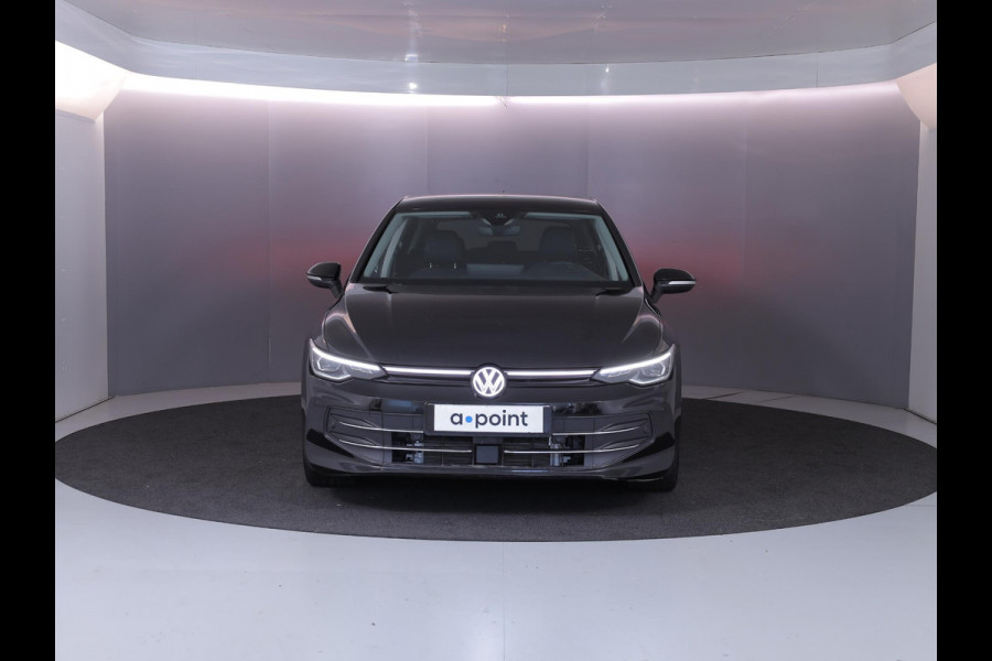 Volkswagen Golf 1.5 eHybrid Style Edition 204 pk Automaat (DSG) | Navigatie via App | Parkeersensoren (Park assist) | Achteruitrijcamera | Adaptieve cruise control | Autom. airco (3 zones) |