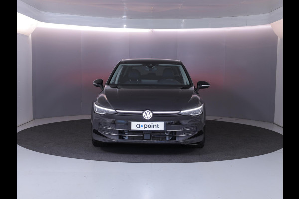 Volkswagen Golf 1.5 eHybrid Style Edition 204 pk Automaat (DSG) | Navigatie via App | Parkeersensoren (Park assist) | Achteruitrijcamera | Adaptieve cruise control | Autom. airco (3 zones) |