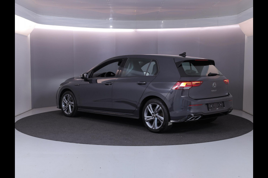 Volkswagen Golf 1.5 eTSI R-Line 130 pk Automaat (DSG) | Navigatie via App | Parkeersensoren | Autom. airco | LED koplampen | R-Line |
