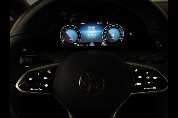 Volkswagen Golf 1.5 eTSI R-Line 130 pk Automaat (DSG) | Navigatie via App | Parkeersensoren | Autom. airco | LED koplampen | R-Line |