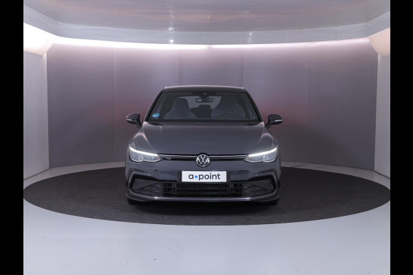 Volkswagen Golf 1.5 eTSI R-Line 130 pk Automaat (DSG) | Navigatie via App | Parkeersensoren | Autom. airco | LED koplampen | R-Line |