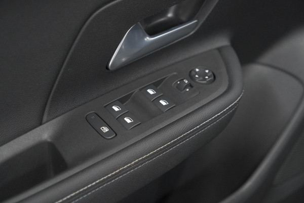 Opel Mokka 1.2 Turbo Hybrid 145 GS | Allseason Banden | Camera | Apple Carplay | Stoelverwarming