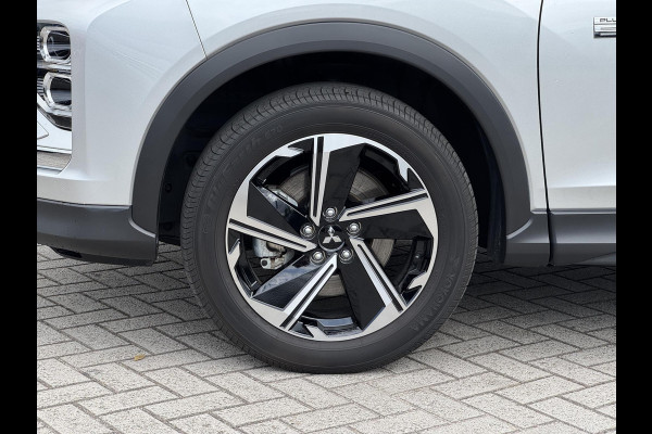 Mitsubishi Eclipse Cross 2.4 PHEV Intense+ SOH 98.6%| NL-AUTO | NAVI | STANDKACHEL | STOELVERWARMING