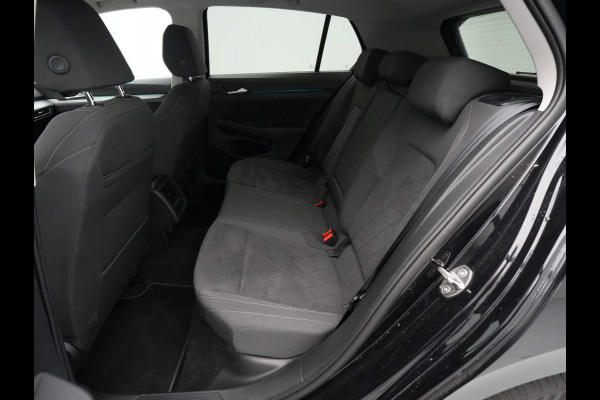 Volkswagen Golf 1.0 TSI Life Business Navigatie Acc Stuurverwarming Led