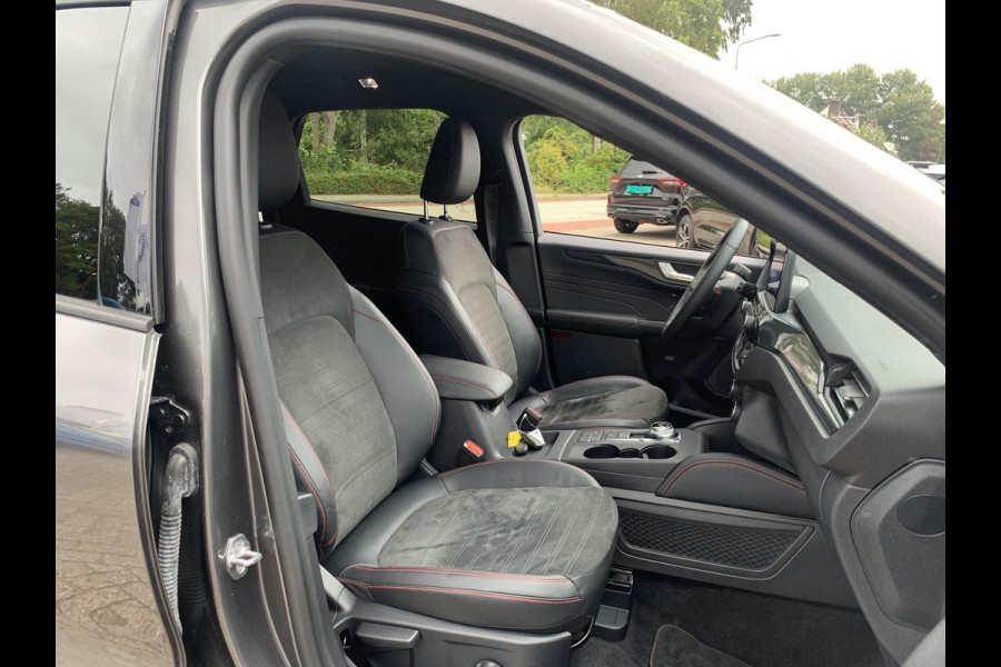Ford Kuga 2.5 FHEV ST-Line X | 225pk | Trekhaak | Winter Pack | Adaptieve Cruise | Achteruitrijcamera | Apple Carplay & Android Auto | 1.600kg Trekgewicht