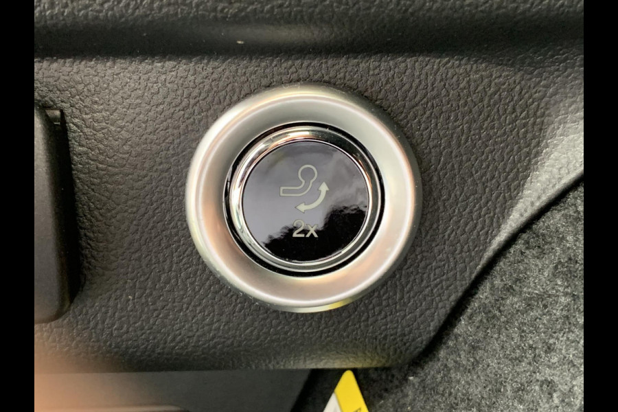 Ford Kuga 2.5 FHEV ST-Line X | 225pk | Trekhaak | Winter Pack | Adaptieve Cruise | Achteruitrijcamera | Apple Carplay & Android Auto | 1.600kg Trekgewicht