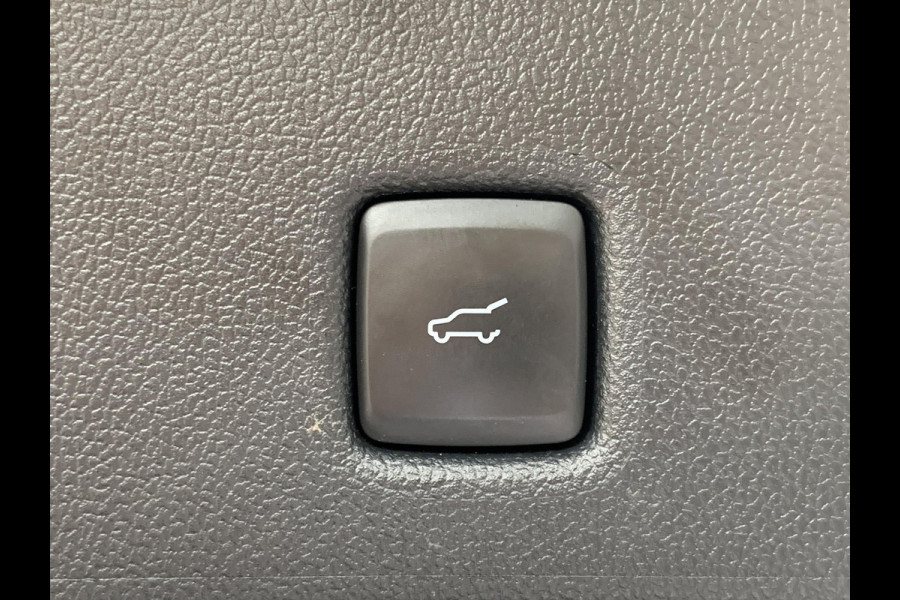 Ford Kuga 2.5 FHEV ST-Line X | 225pk | Trekhaak | Winter Pack | Adaptieve Cruise | Achteruitrijcamera | Apple Carplay & Android Auto | 1.600kg Trekgewicht