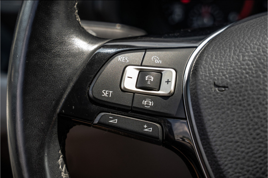 Volkswagen Crafter 2.0 TDI XL L5H3 | 177 PK | Rijplaten | Automaat | LED | Camera | Carplay | Schuifdeur L+R | PDC | Trekhaak