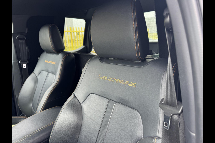 Ford Ranger 2.0 Super Cab EcoBlue Wildtrak | Rollertop | Trekhaak | Adaptive Cruise Control | Camera |