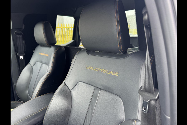 Ford Ranger 2.0 Super Cab EcoBlue Wildtrak | Rollertop | Trekhaak | Adaptive Cruise Control | Camera |