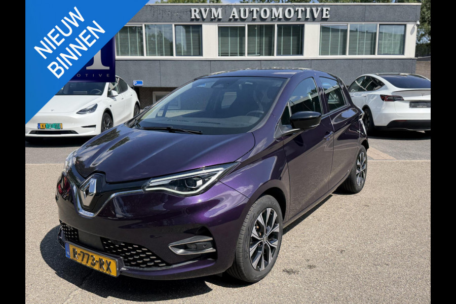 Renault ZOE R135 Evolution 52 kWh SOH 95% | 30.000KM | DEALER ONDERHOUDEN| CAMERA | CCS SNELLADER| FULL LED | RIJKLAAR GELEVERD INCL. 12 MND BOVAG GARANTIE| LANE ASSIST|
