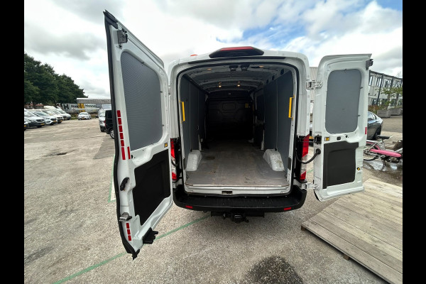 Ford Transit 350 2.0 TDCI L3H2 Trend MHEV RWD 2800 kg trekhaak ( ex overheid )